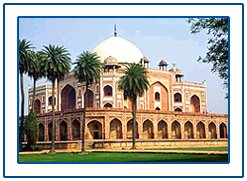Humayun Tomb,Humayun Tomb Delhi,Heritage Humayun Tomb in Delhi,Heritage Tour India